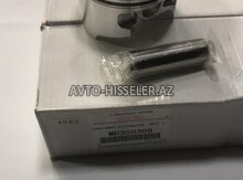 Mitsubishi Pajero io mühərrik porşeni MD350309